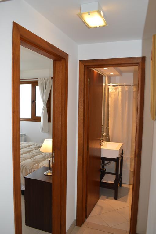 Apartamentos Cardinal Bariloche Szoba fotó